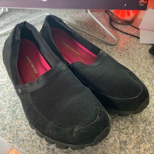 Skechers Black Slip-On Mesh Casual Shoes with Pink Insole